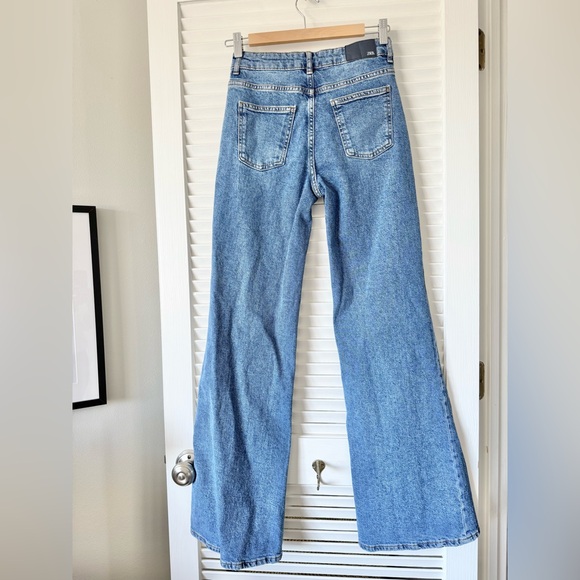 ZARA High Waisted Flare Jeans Sz 2 (26) EUR 34 - Picture 5 of 8